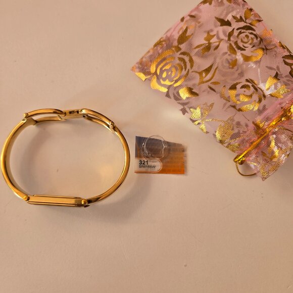 GUCCI Gold Bangle Watch - Picture 6 of 13